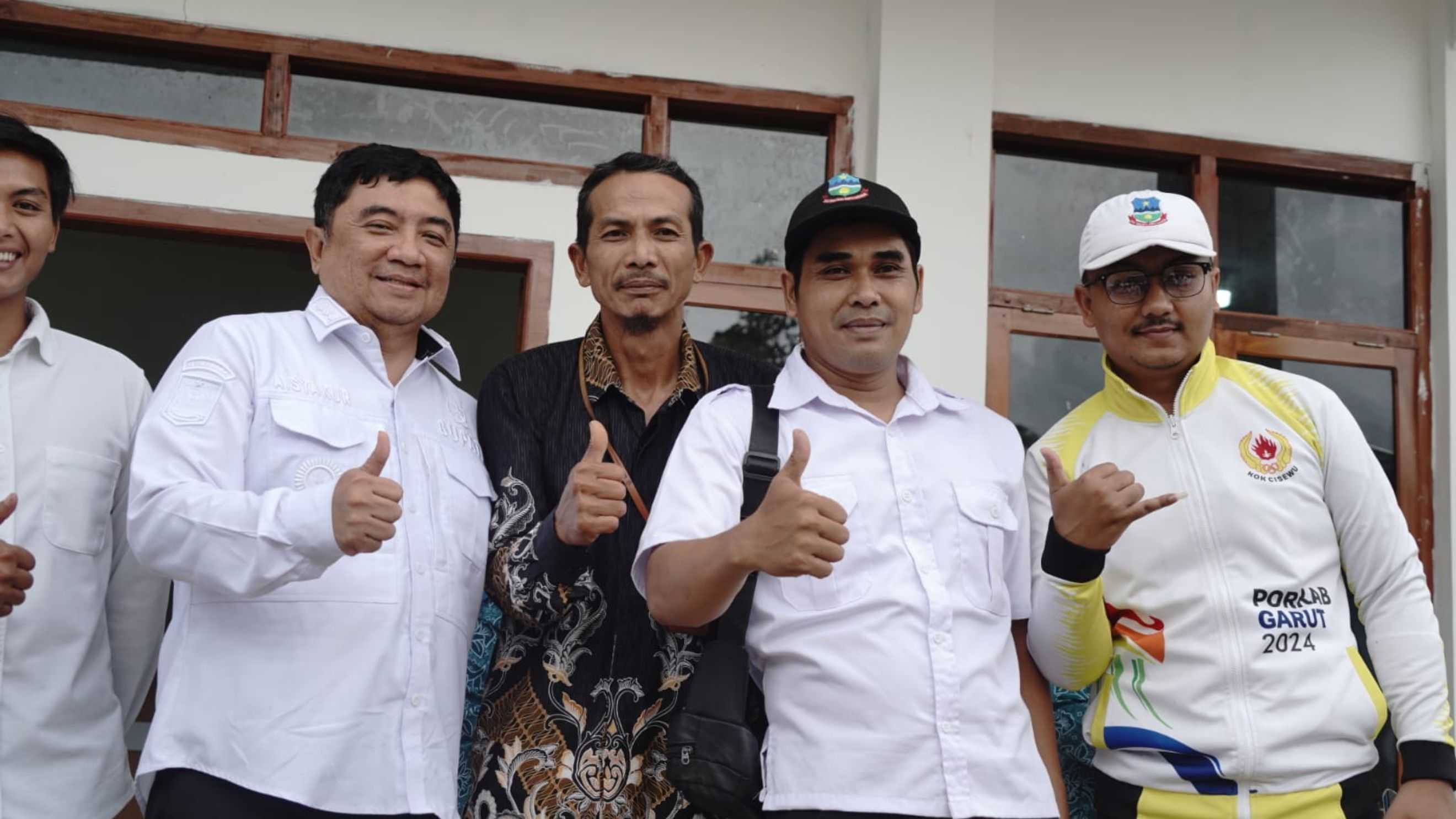 Jalan Karangsewu Ditinjau, Bupati Garut Siapkan Perbaikan Bertahap